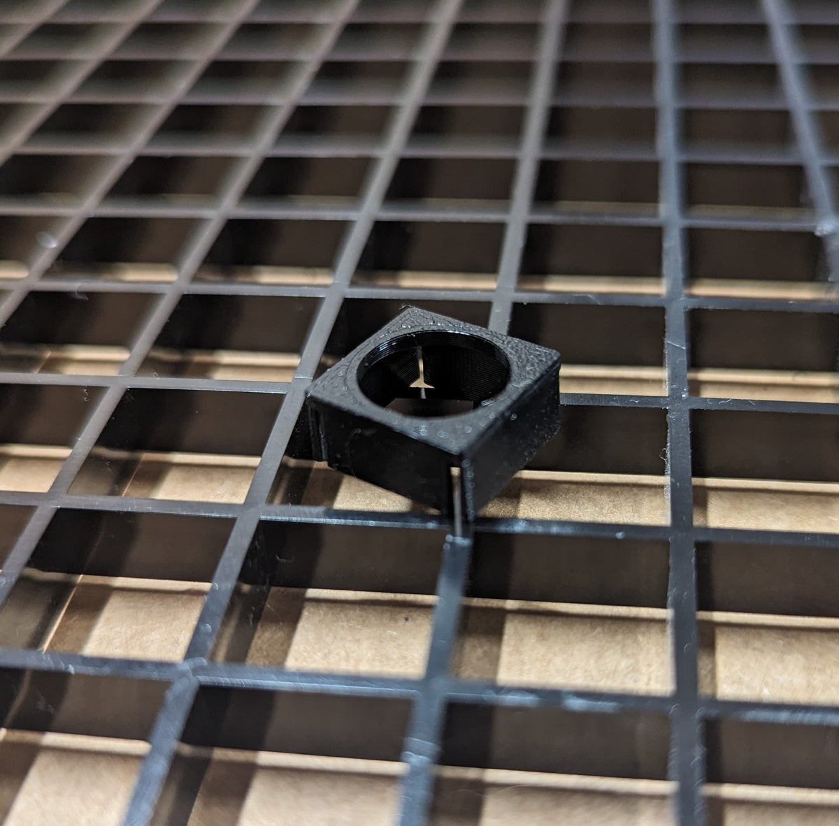 FragFit - Das sichere Korallenfrag-Einsatz für DIY-Racks! 25 Packung